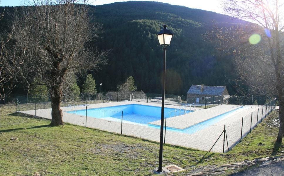 Apartamentos Turisticos Isín 외부 사진